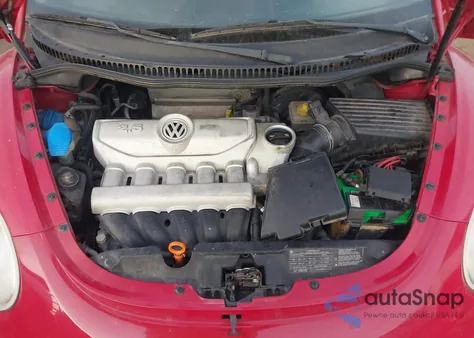 2009 Volkswagen New Beetle 2.5L from USA, damaged, VIN 3VWRW31C59M506480